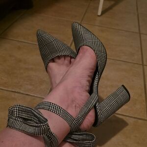 New York & Company Black and White Glen Plaid Pointed-Ankle Tie Pumps